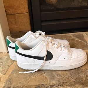 Nike White Leather Sneakers with Black Swoosh and Green Heel Tab